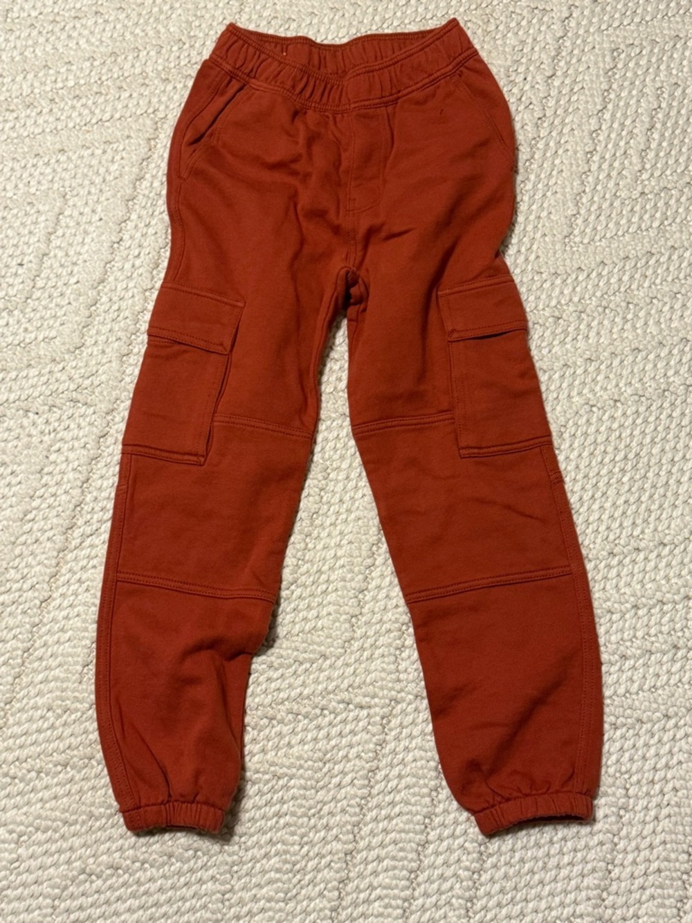 NWOT Tea Collection Rust Red Cargo Sweatpants for Kids, size 10